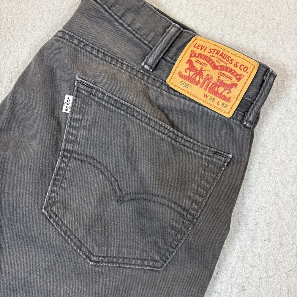 Levi's 505 Regular Straight Denim‎ Gray Jeans Men's Sz 38x32